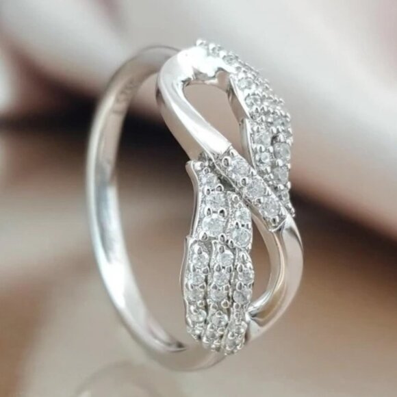 ✨Three Layer Stackable Zircon Sweet Wings Wedding Ring for Women,MARR9201 - Picture 1 of 6